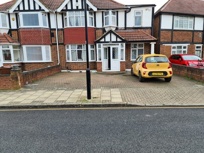 Photo of St Paul's Close, Hounslow, TW3