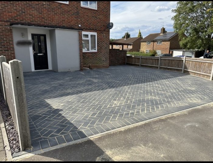 Photo of Spring Plat, Gatwick, RH10