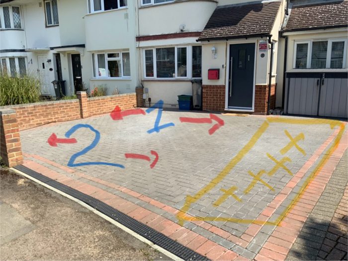 Photo of Richmond Avenue, Heathrow, TW14