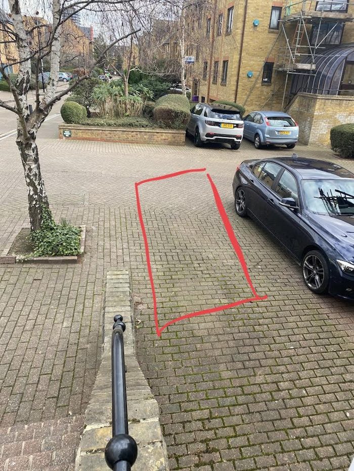 Photo of Kennet Street, Tower Bridge, E1W