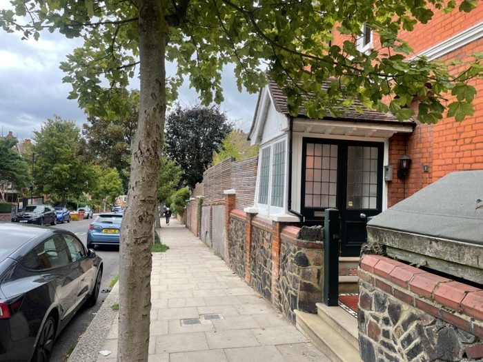 Photo of The Avenue, Haringey, N10