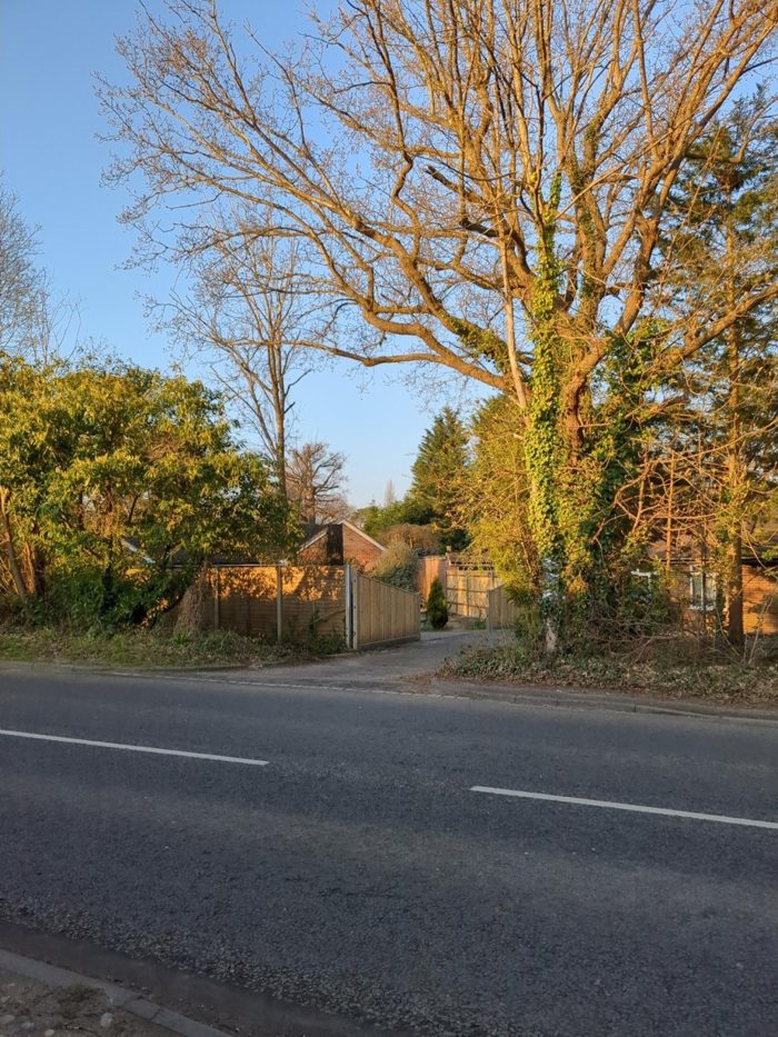 Photo of Nunsfield, Gatwick, RH6