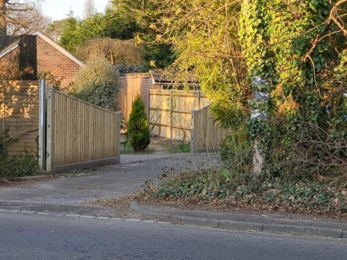 Photo of Nunsfield, Gatwick, RH6