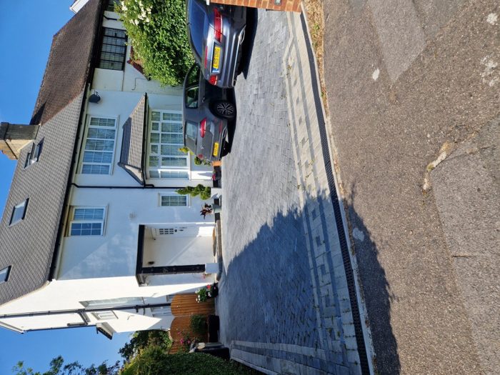 Photo of Oakington Avenue, Brent, HA9