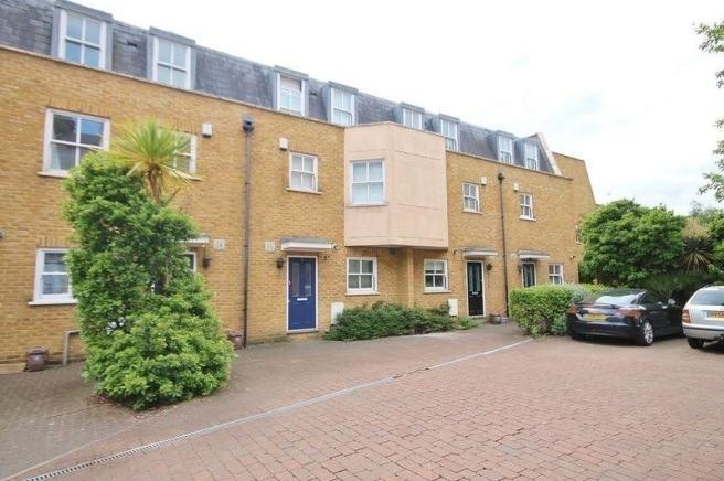 Photo of Berber Place, Canary Wharf, E14