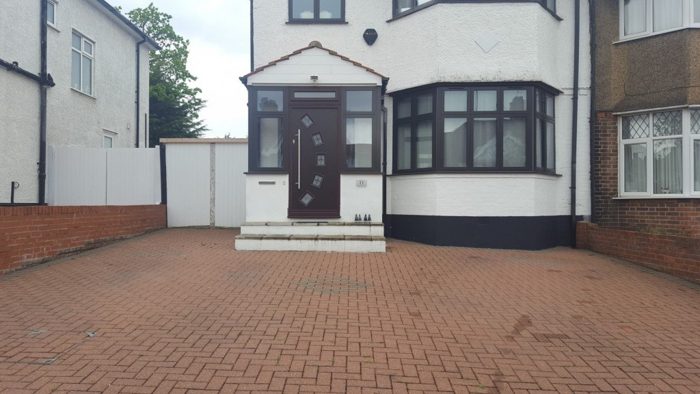 Photo of Kingsmere Park, Willesden, NW9