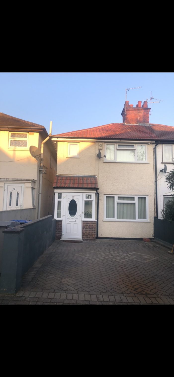 Photo of Grittleton Avenue, Willesden, HA9