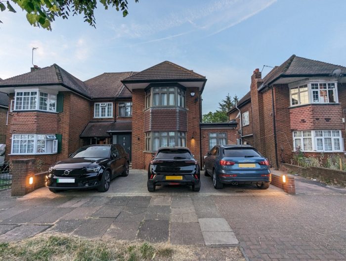 Photo of Carlton Avenue East, Brent, HA9