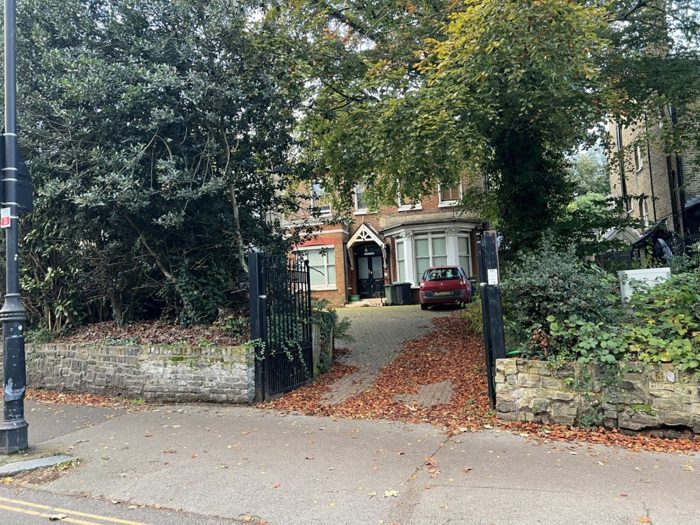 Photo of Hornsey Lane, Finsbury Park, N6
