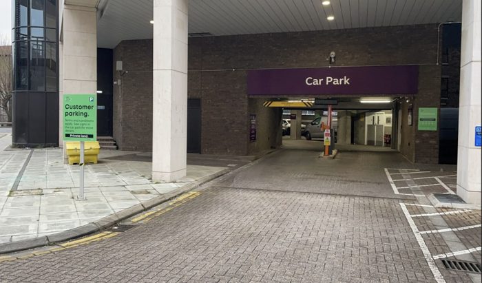 Photo of Premier Inn, Hammersmith, W4