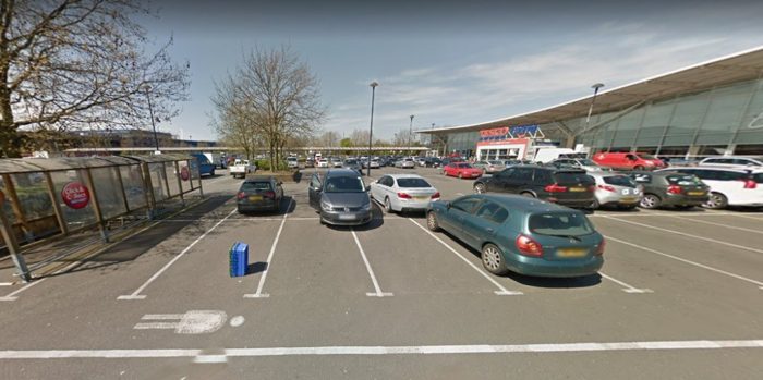 Photo of Tesco Extra, Willesden, NW10