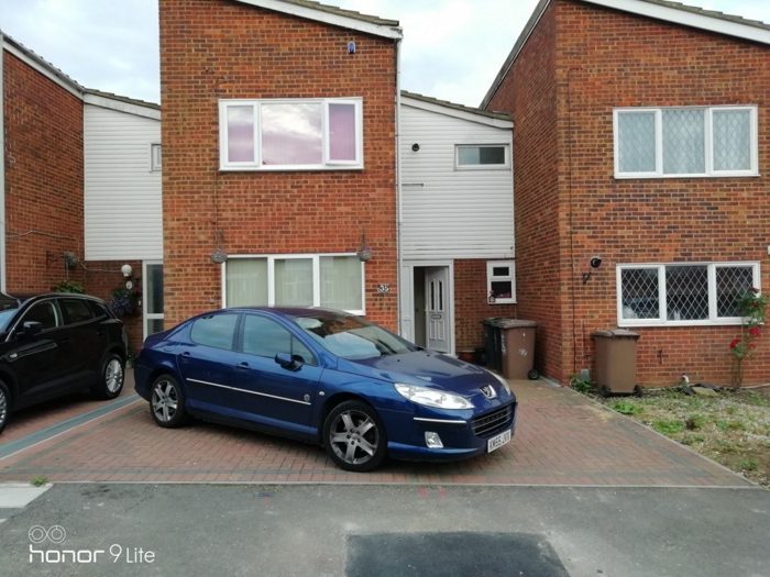 Photo of Ditchling Close, Luton, LU2