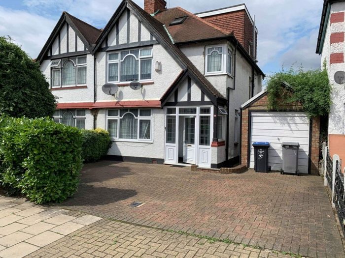 Photo of Clarendon Gardens, Brent, HA9