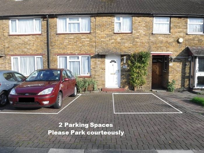 Photo of Eastwoodbury Crescent, Southend-on-Sea, SS2