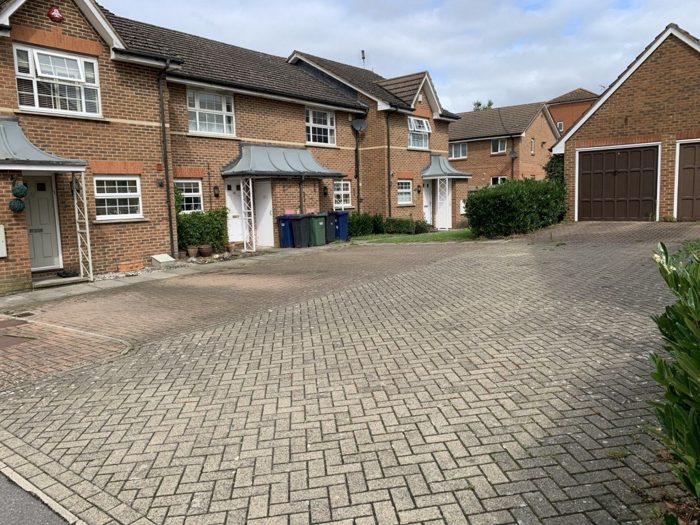 Photo of Colenso Drive, Brent Cross, NW7