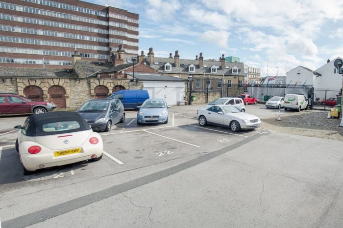 Photo of Huddersfield Central Carpark, Kirklees, HD1