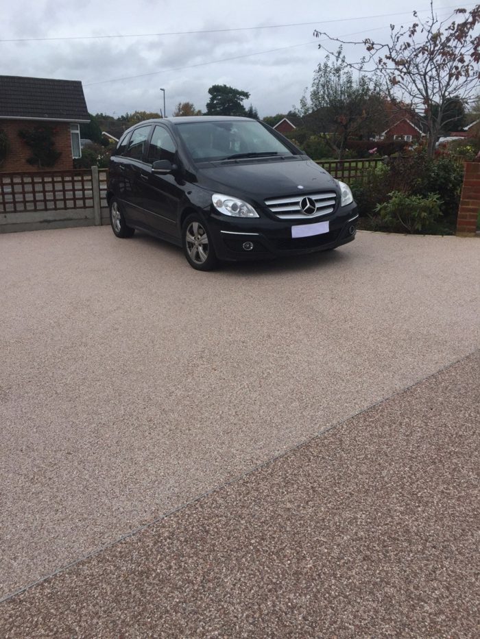 Photo of Summersvere Close, Gatwick, RH10