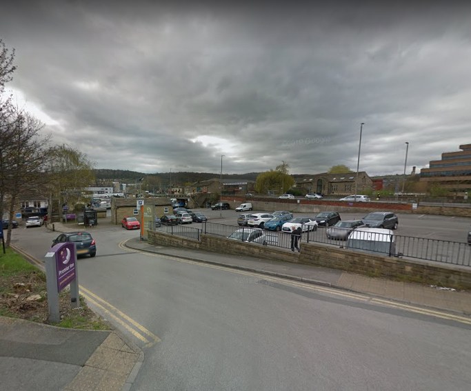 Photo of Premier Inn Huddersfield Central, Kirklees, HD1