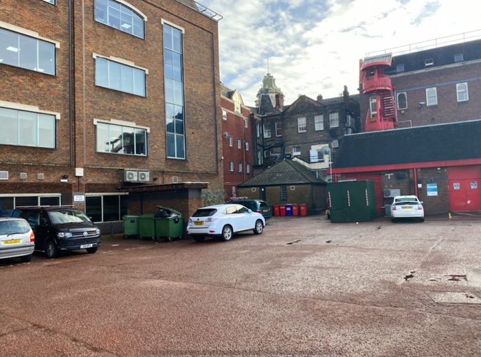 Photo of Junction Approach, Wandsworth, SW11