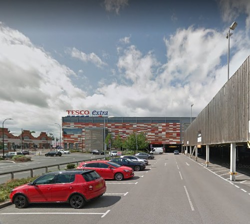 Photo of Tesco Extra, Sheffield, S4