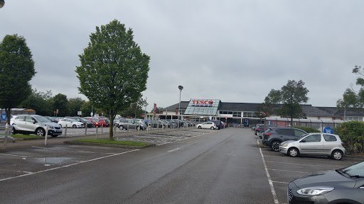 Photo of Tesco Superstore, Bury, M25