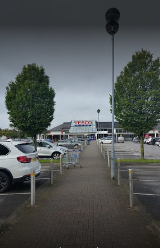 Photo of Tesco Superstore, Bury, M25