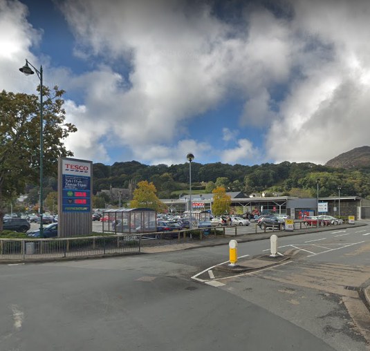 Photo of Tesco Superstore, Gwynedd, LL49