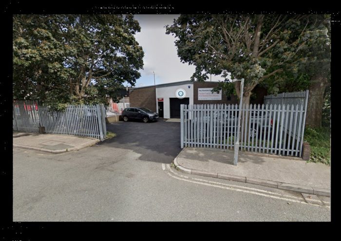 Photo of Solo Car Sales, Liverpool, L6