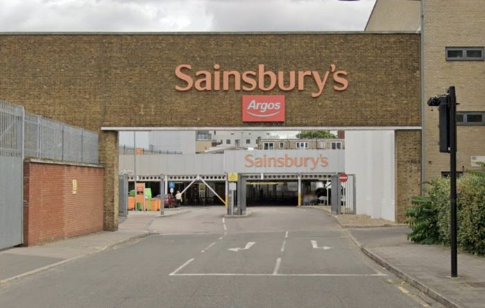 Photo of Sainsbury's Clapham Common, SW4