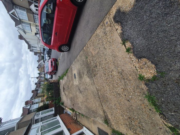 Photo of Rutland Crescent, Luton, LU2