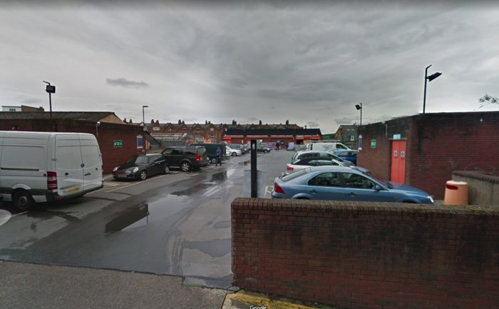 Photo of B, SE27