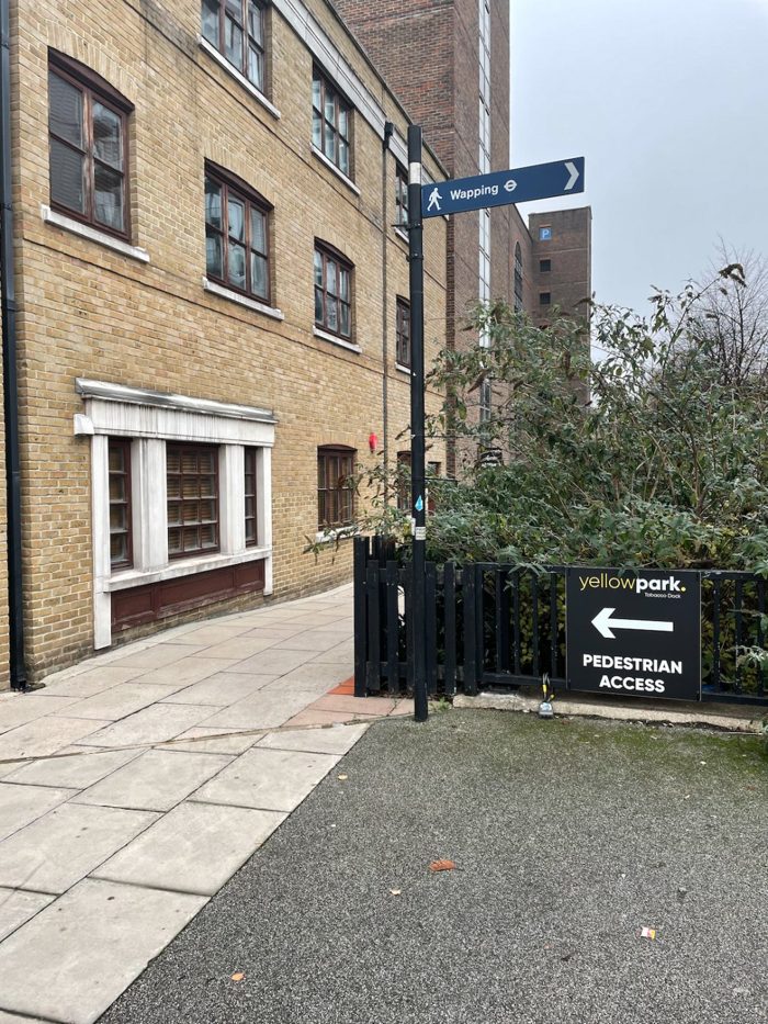 Photo of Yellow Park, Bermondsey, E1W