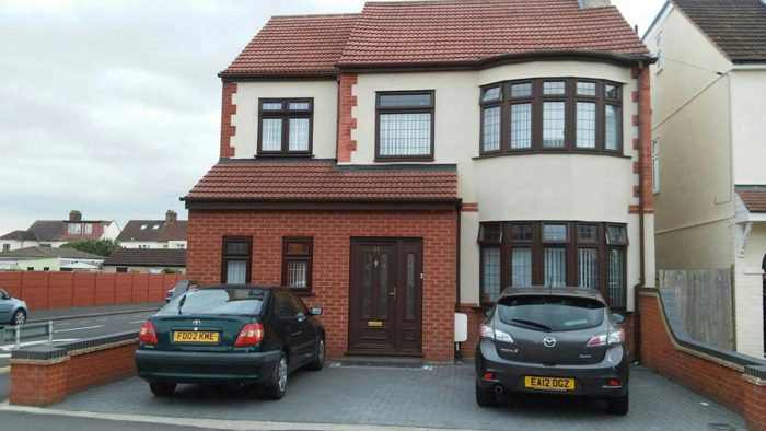 Photo of Standen Avenue, Havering, RM12