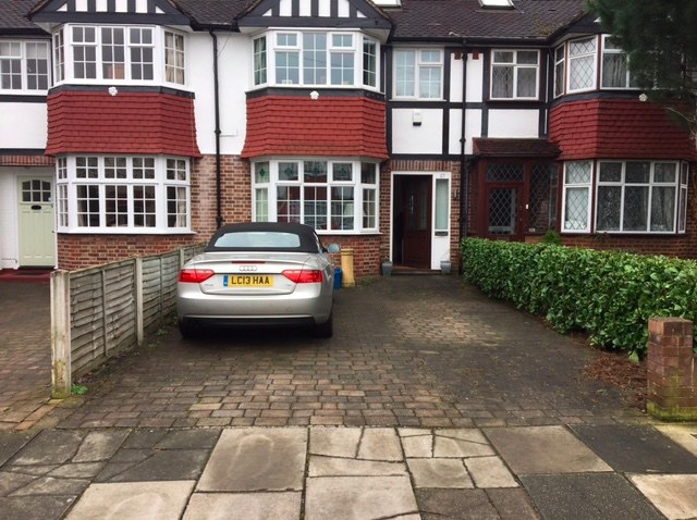Photo of Devon Avenue, Richmond, TW2