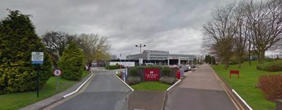 Crowne Plaza Manchester Airport, M90
