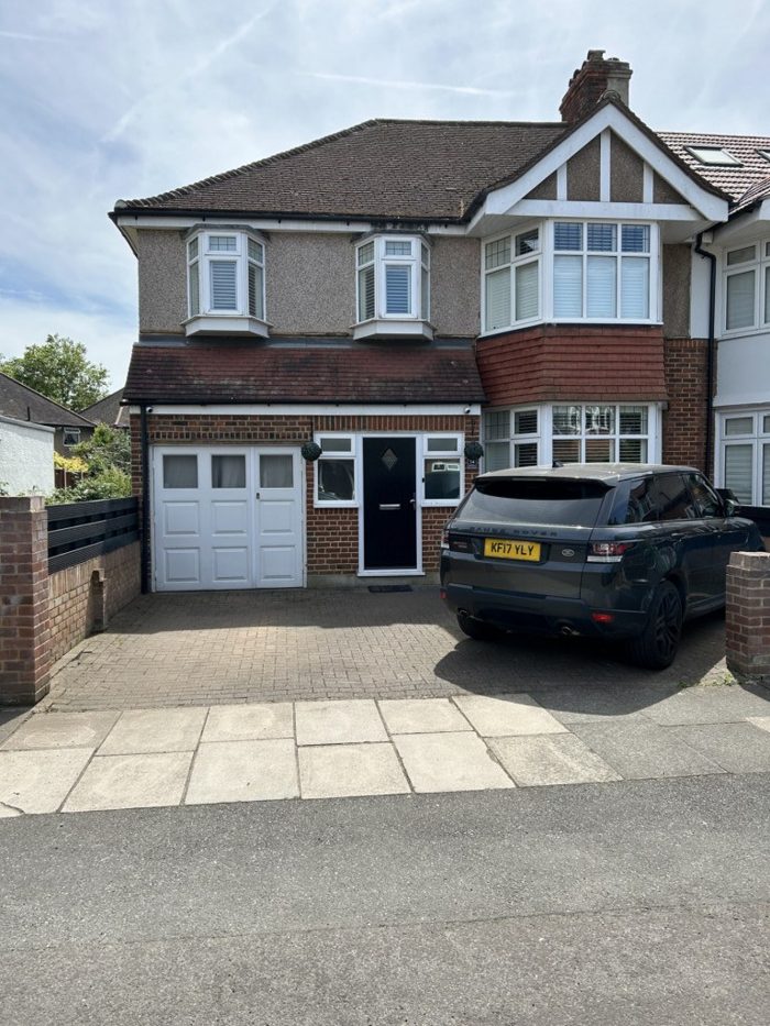 Photo of Jubilee Avenue, Richmond, TW2