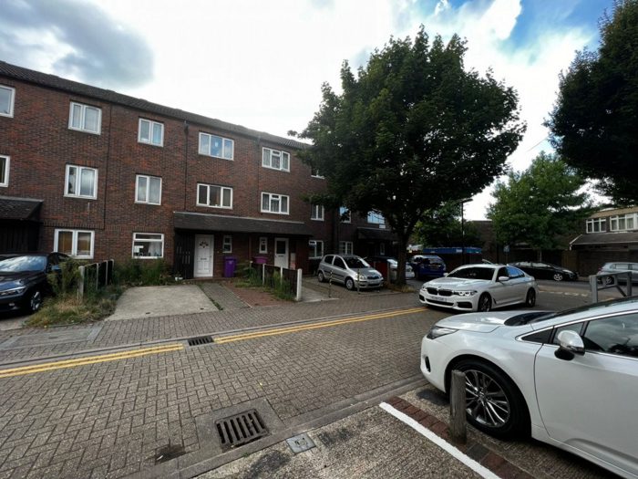 Photo of Moss Close, Whitechapel, E1