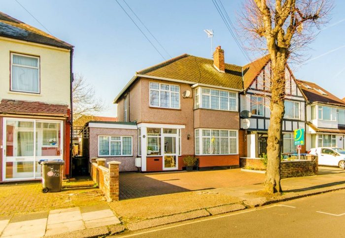 Photo of Scarle Road, Ealing, HA0