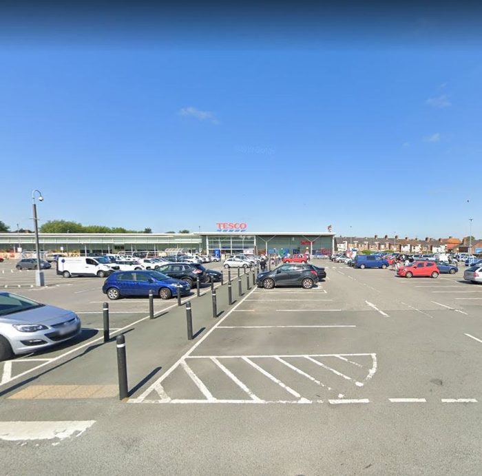 Photo of Tesco Superstore, Liverpool, L13