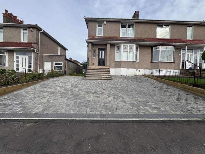 Photo of Aikenhead Road, Glasgow City, G44