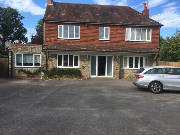 Photo of Victoria Road, Gatwick, RH6