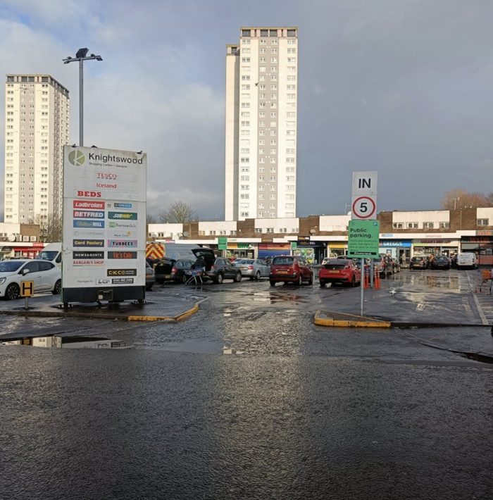 Photo of Knightswood Shopping Centre, Glasgow City, G14