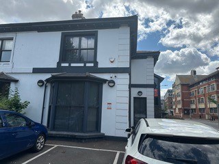The Parade, Cardiff, CF24