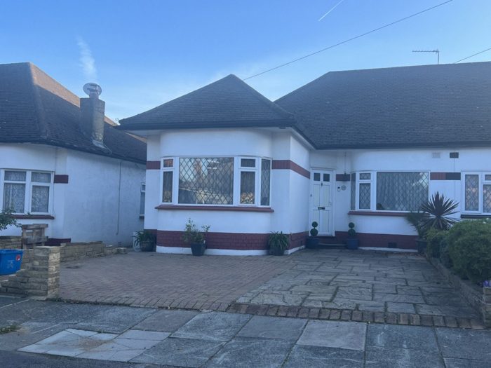 Photo of Rosecroft Gardens, Richmond, TW2