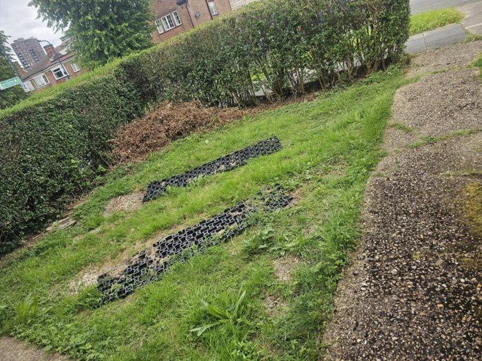 Photo of Vivian Avenue, Willesden, HA9