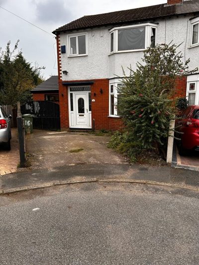Waverley Avenue, Trafford, M32