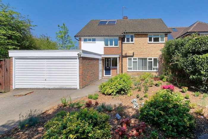 Photo of Steeple Close, Wimbledon, SW19