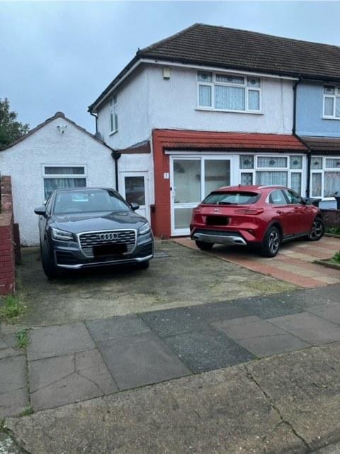Photo of Middleham Gardens, Enfield, N18