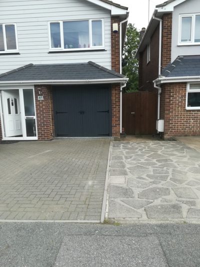 Hunter Avenue, CM15