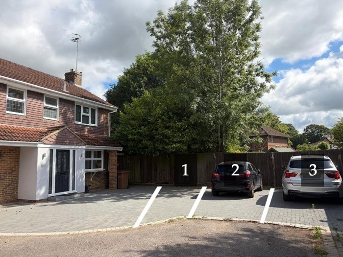 Photo of St, Gatwick, RH6